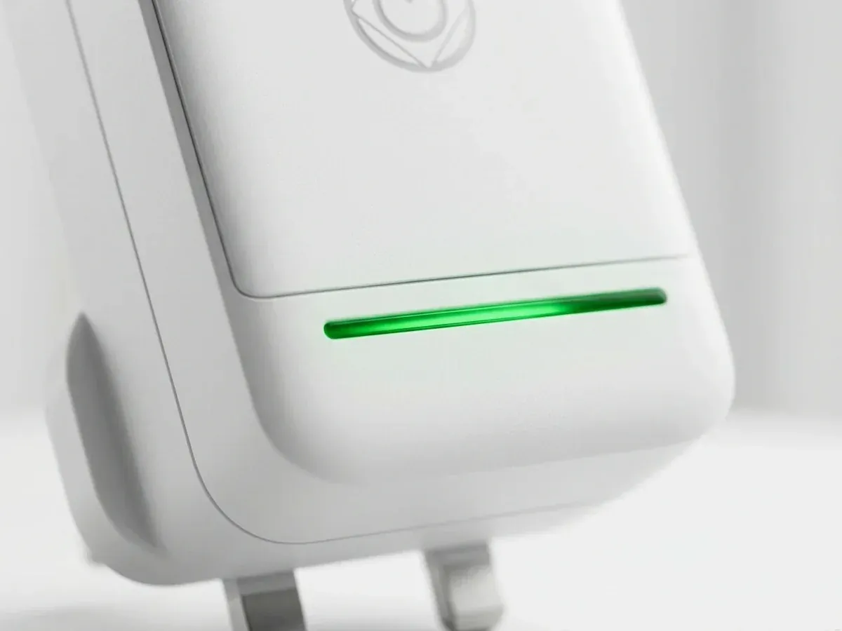 Plug In & Verify Green LED